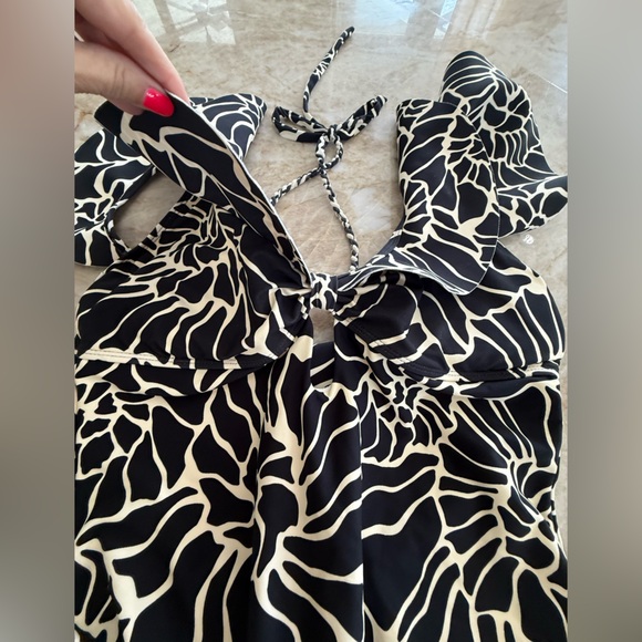 ANTONIO MELANI Black and White Swimsuit - Picture 5 of 9